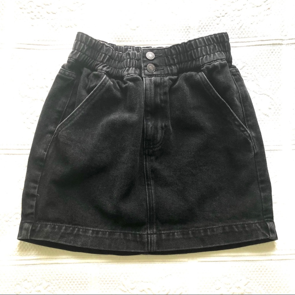 Forever 21 High Waisted Black Denim Mini Skirt Faded Elastic Waist Size S